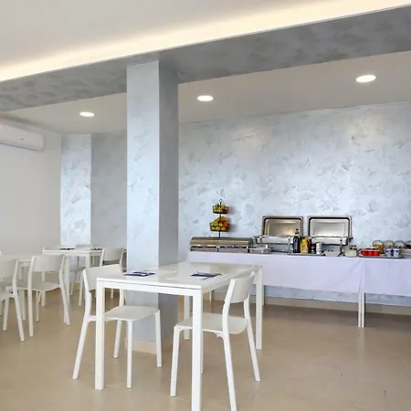 Split Отель типа 